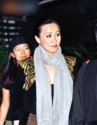 风吹草动，便可引发娱记倾巢出动的明星