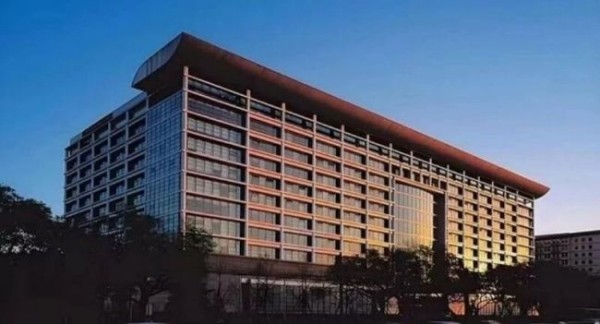 工商银行：营收利润双转正，非息收入表现出色