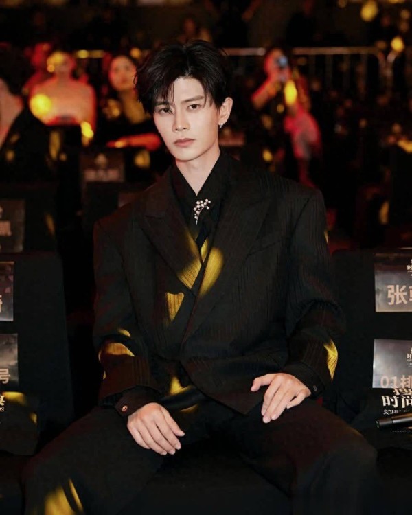 偶像转演员，这赛道堪称“卧龙凤雏”！