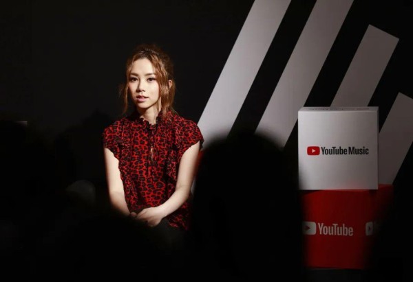 邓紫棋的音乐人生与风波中的成长历程