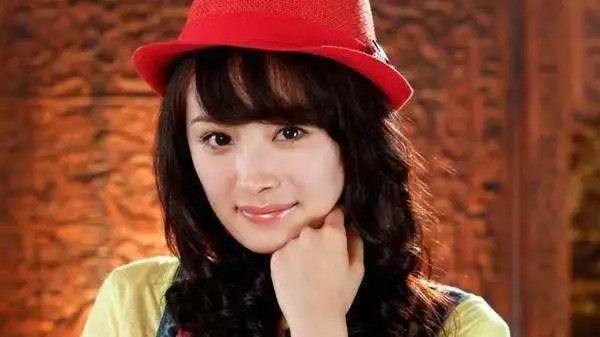 杨幂学历, 杨紫学历, 杨颖学历, 差距真不是一般的大!