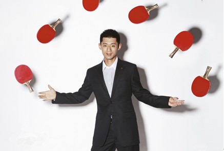 张继科化身猎人“追猎物” 粉丝：注意身体