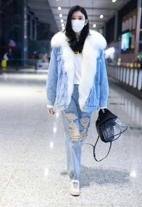 今年明星街拍流行“上身富婆＋下身乞丐”穿搭，谁见了都说潮