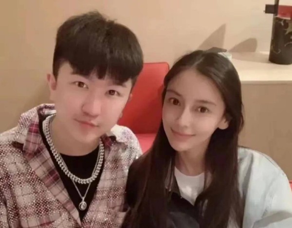 爆料黄晓明离婚真正原因，baby婚内出轨，还牵扯到劣迹艺人不轨事