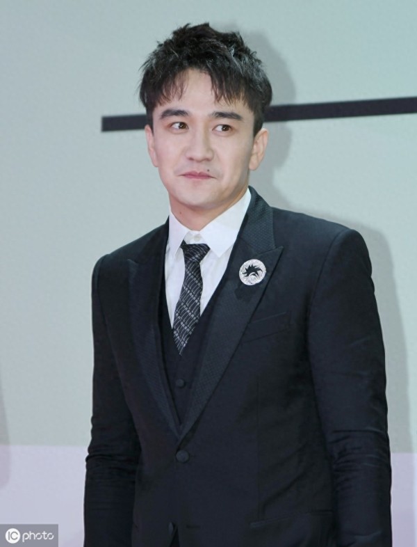 汪峰21次抢头条失败！掐指一算，未来2个月娱乐圈还将大震荡