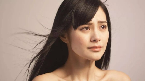 月狮子很傻很天真，水瓶阿娇坎坷情史中的那些男人