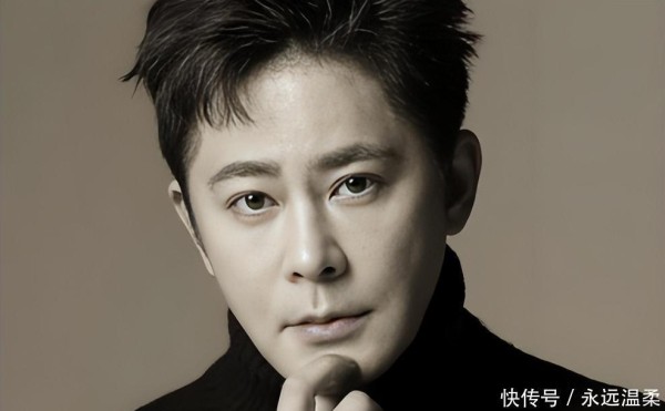 男演员宗峰岩儿子大婚！52岁喜公公比新郎还帅，曾6次出演金庸剧