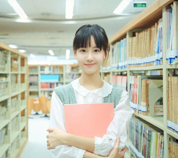 南航学霸校花陈都灵：出道10年零发胖，6个“不挨饿”秘籍，普通人照搬也能瘦