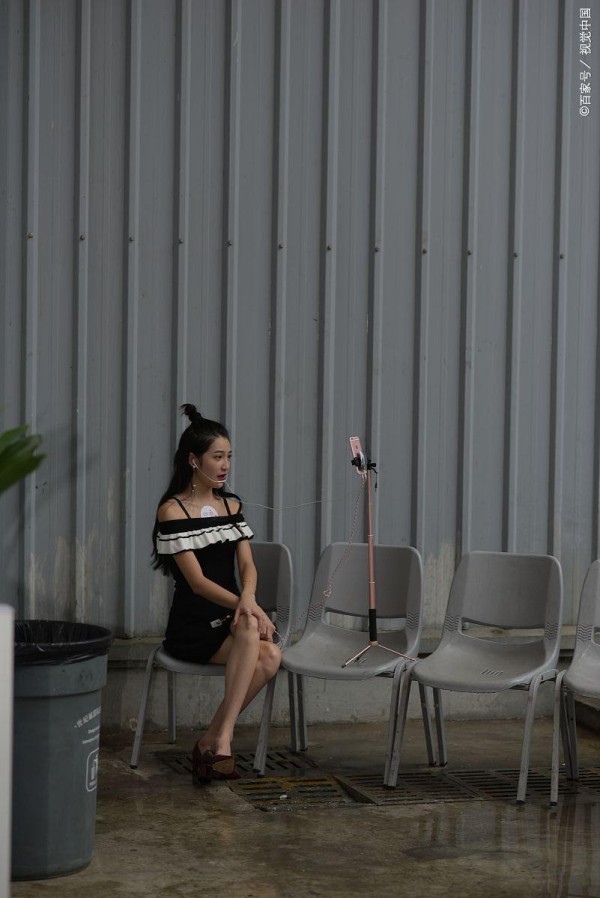 天王巨星为何总与网红绯闻纠缠不休？