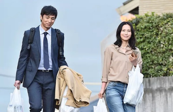 小S打美容针、周迅焦虑、姚晨没戏拍，中年女星的出路在哪里？