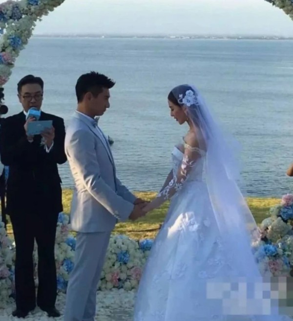 张若昀的司仪,吴奇隆的司仪,张杰的司仪,看到黄晓明司仪:面子