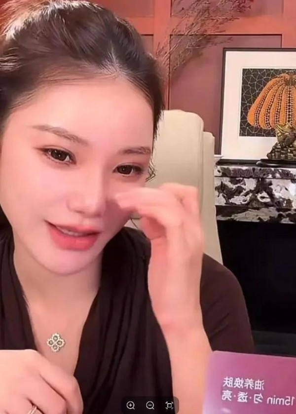 同样都是嫁给汪小菲,怀孕8个月的马筱梅也走上了大S的老路