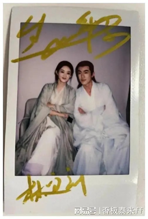 赵丽颖林更新拍立得好甜！网友：瞬间梦回楚乔传，甜度爆表！