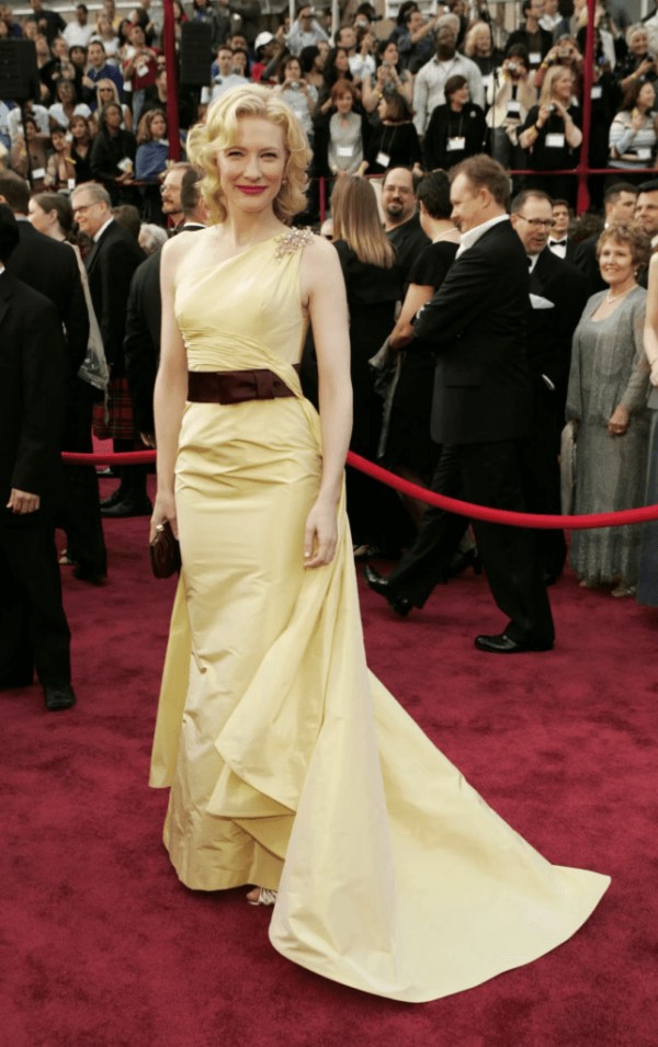 Valentino 去世：红毯礼服设计巨擘，让明星把 “电影史瞬间” 穿在身上