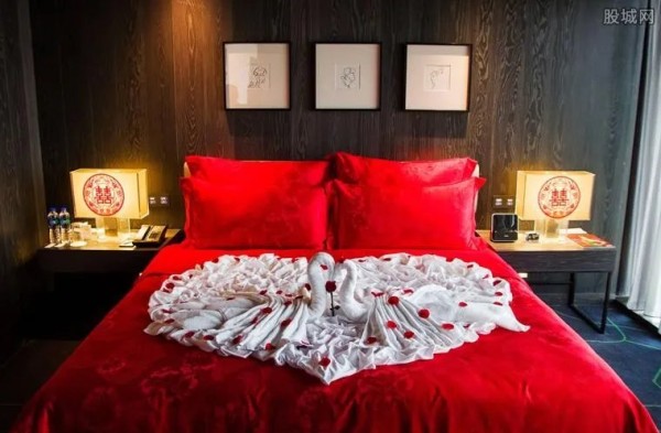 网传B站副总裁和UP主结婚 资料显示李旎是哪里人