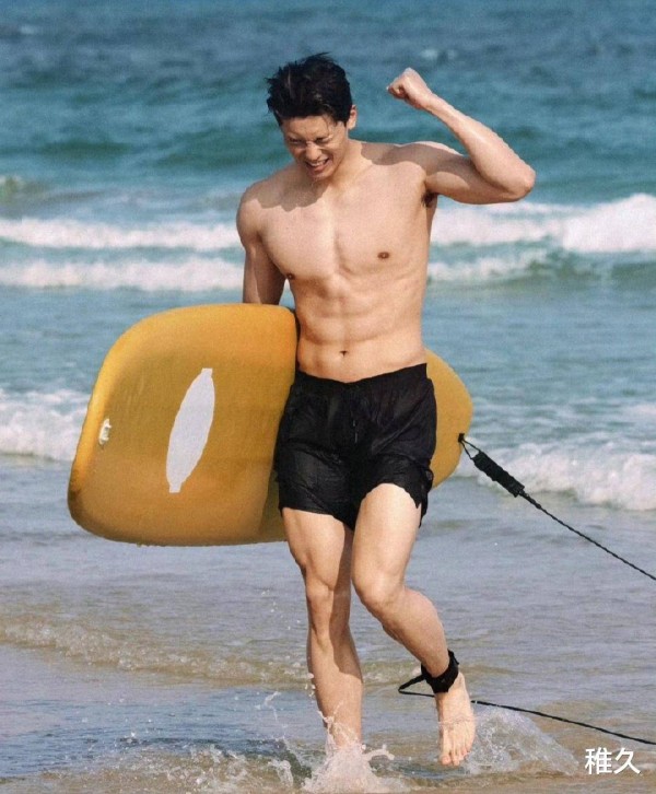 汪顺贾玲梦幻联动，跨界挑战惊喜不断，从网球到冲浪燃爆全场