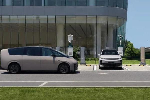 理想超充站累计上线数突破2300座