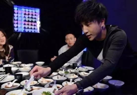 明星搞副业：陈赫火锅卖创意，孙悦2千万卖饺子，杜海涛卖出祸来