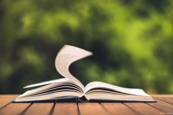 《易经》经典句子解读：太极生两仪，两仪生四象，四象生八卦