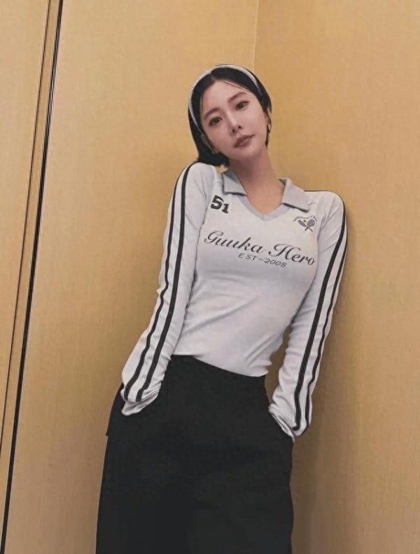 明星老板之路：黄晓明与贾乃亮的成败之道