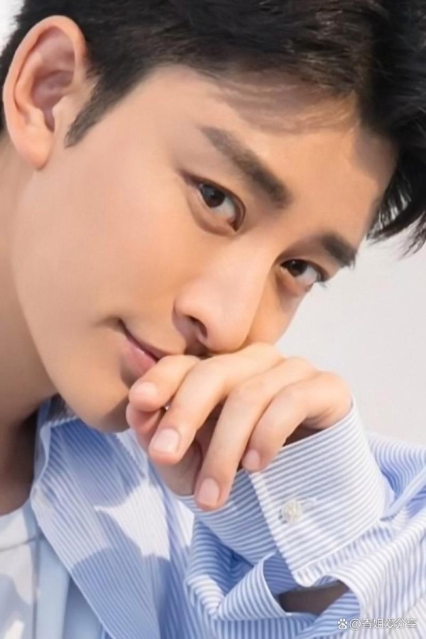 贾乃亮凭啥成艺人“香饽饽”?资源藏玄机