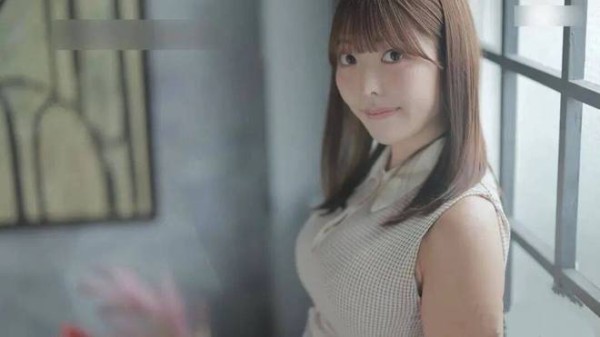 2025新秀千咲花美到出圈！170cm高挑身材，颜值身材双绝