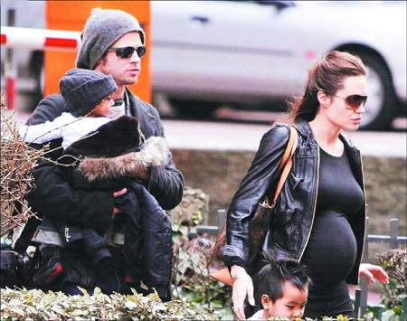 茱莉决定在非洲纳米比亚生产难逃狗仔耳目(图)