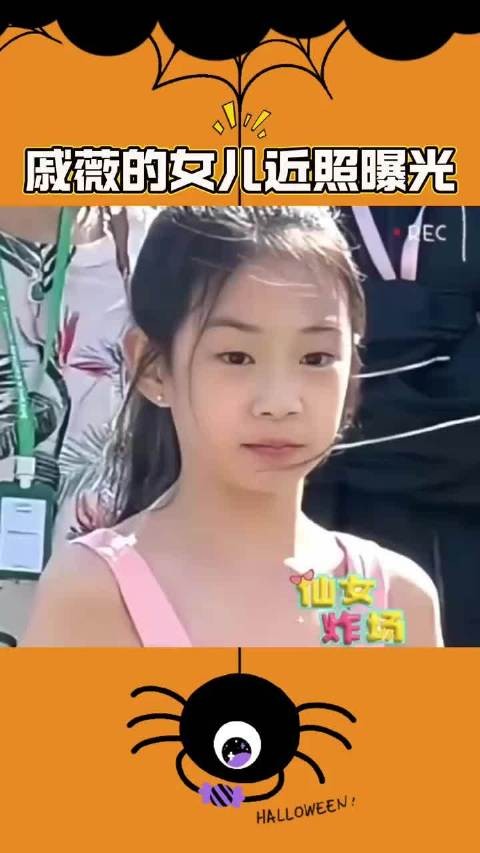 小时候像妈妈的时候好灵动,现在像爸爸好温柔美丽,从小美到大,爱lucky