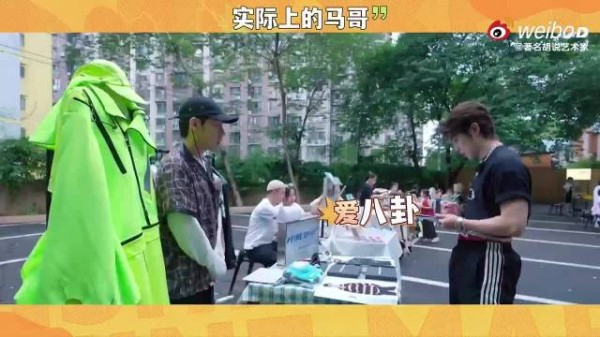 内娱明星热衷牵线，刘美含张雨绮马伯骞接连当红娘