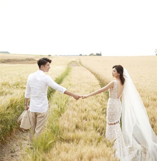 贾静雯修杰楷婚礼宾客阵容曝光！伴手礼“8字”藏亮点