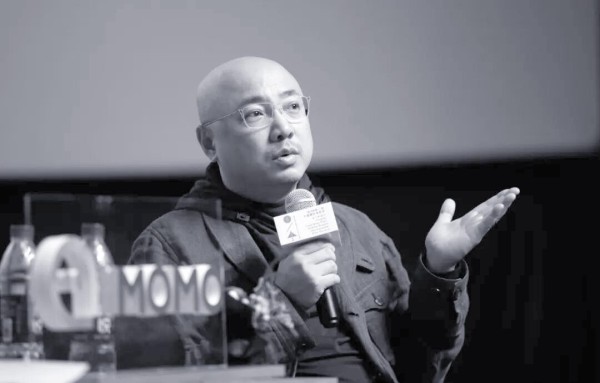 徐峥的多重身份：演员、导演与监制的蜕变之路