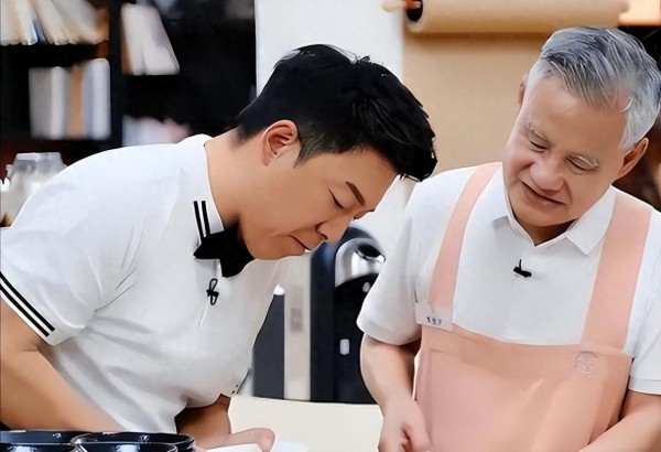 51岁百亿影帝黄渤现状曝光，他一路走来的经历，就像一记响亮警钟，给所有追梦人狠狠提了个醒！