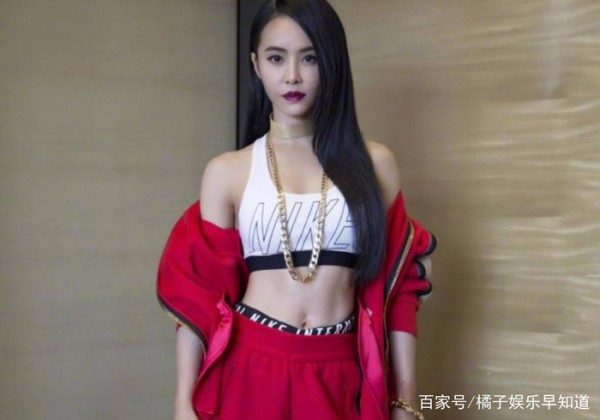 明星活动片场“憋尿”,郑爽狂奔,章子怡发飙,杨颖强忍7个小时