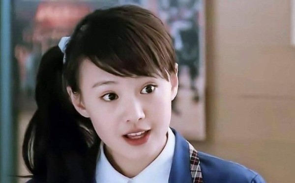 粉丝只有900万!为何郑爽还能是“一线流量花旦”?