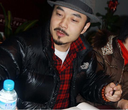 明星大腕们和文玩手串的不解之缘,陈坤最爱小叶紫檀