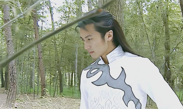 谢霆锋的多重人生：从艺坛新星到美食先锋