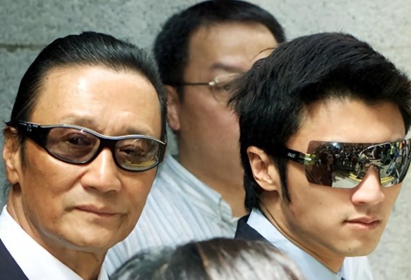 有种“人生赢家”叫谢霆锋，现在事业爱情双丰收，活成大家羡慕的样子