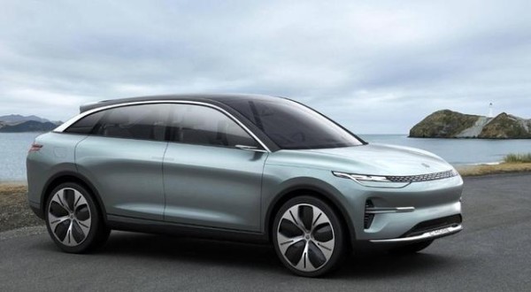 零跑官方确认费翔成D系列代言人背后真相揭秘-有驾