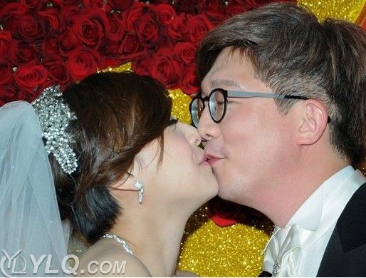 黄小柔和junior分手原因 黄小柔老公王睿身家背景起底