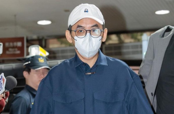 黄子佼再被查出持有586部涉未成年人性影像！最小的只有10岁