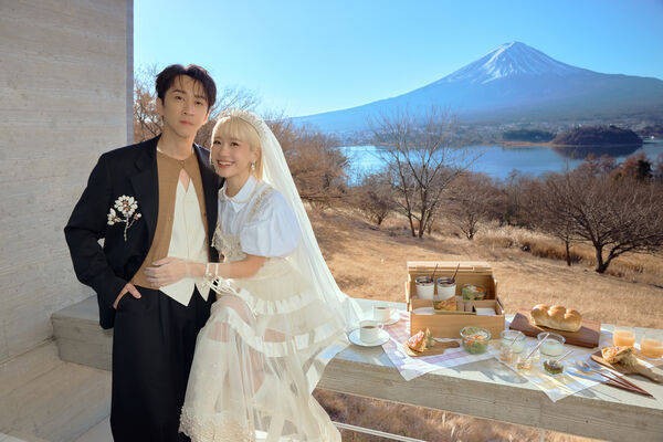 陈汉典富士山婚纱照曝光！把老婆比作富士山太会撩