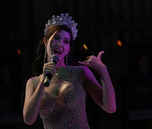 娱乐圈中5位变性的明星，“泰国人妖皇后”榜上有名，你中意谁