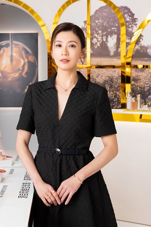 跟女明星學養生，抗老少走彎路！賈靜雯、伊能靜、蕭薔養生飲食分享｜玩美研究室10月號・女人我最大