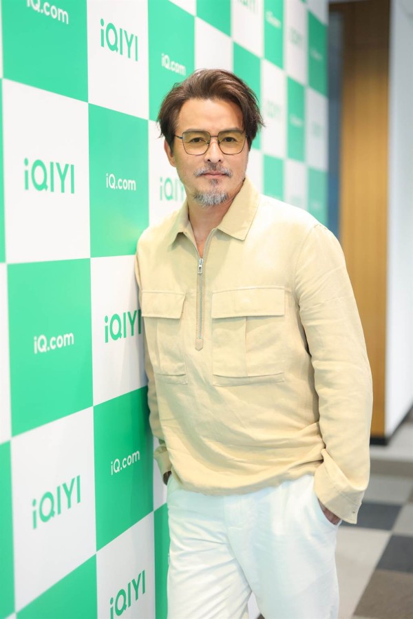 李铭顺再度入围金钟奖，对得奖与否已顺其自然。（爱奇艺国际站提供）