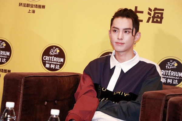 从嘉宾阵容解码王鹤棣的娱乐圈生态位