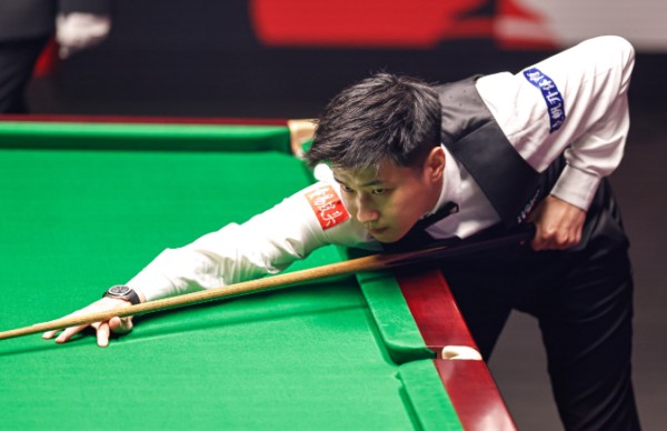 背靠背夺亚军！赵心童空砍147，创纪录却丢冠，中国2将会师胜者组