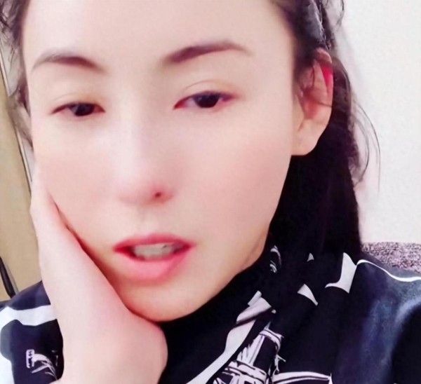 45岁张柏芝自曝已立遗嘱,遗照寿衣亲手挑?这人生经历了啥