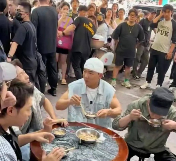 刘畊宏回应插队清场说法，本人已分析出真因，网友纷纷表示心疼