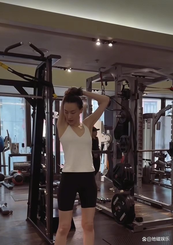 梁洛施健身房蜕变背后：女性如何用微小努力拼出生活新格局？