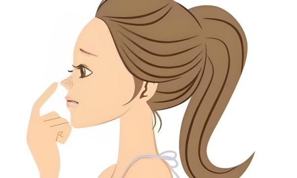 上海徐丽娟在哪个整形医院坐诊？沪中医疗美容医院特聘鼻整形医生，专攻鼻综合与失败鼻修复